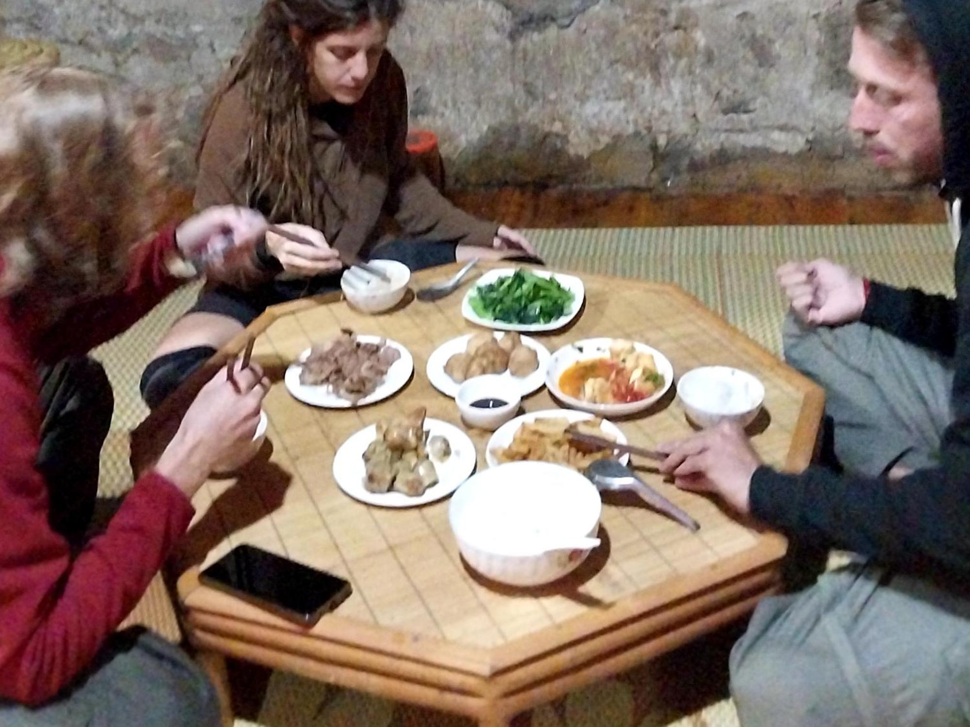 Trieu Hoan Homestay 까오방 외부 사진