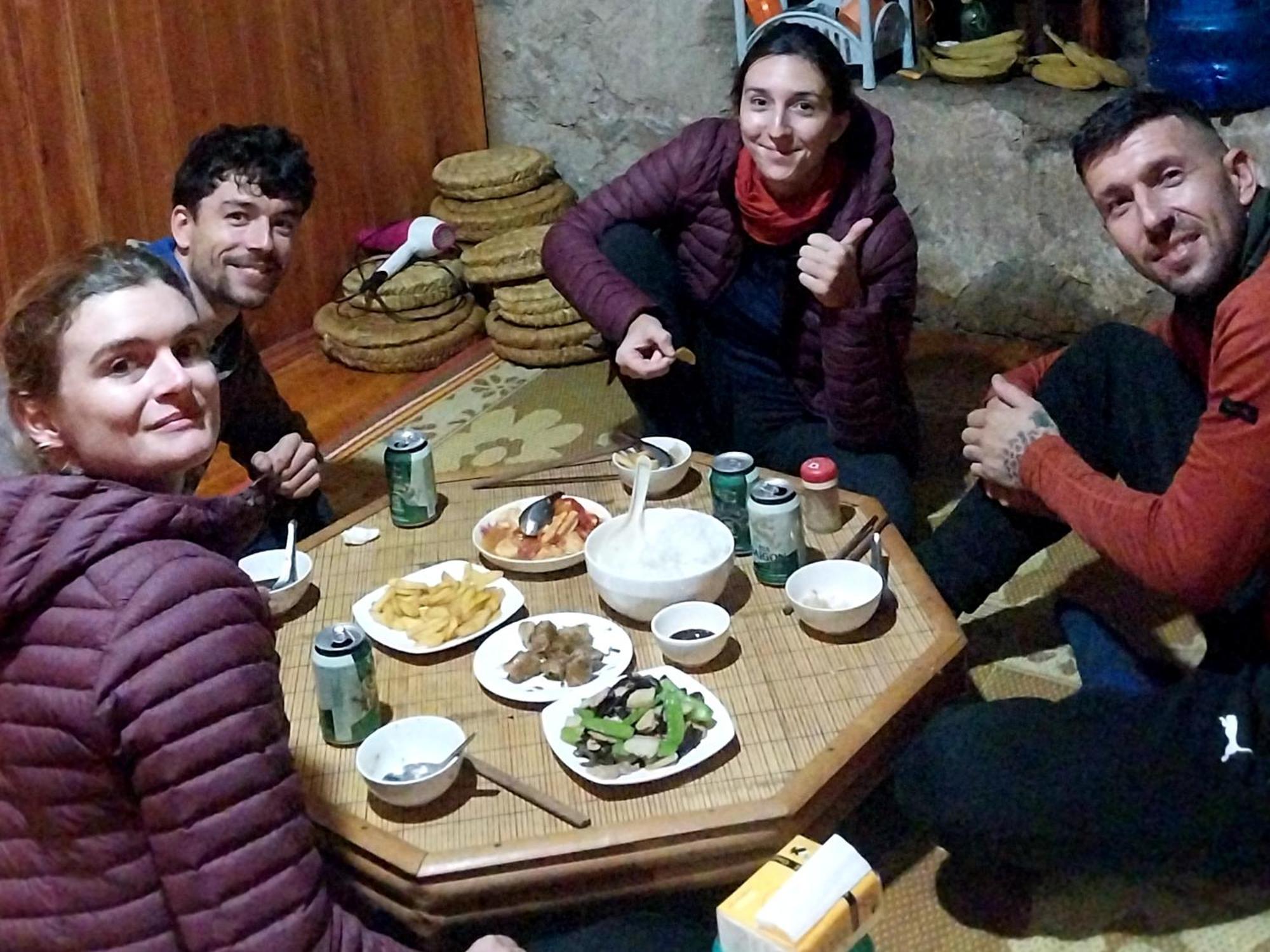 Trieu Hoan Homestay 까오방 객실 사진